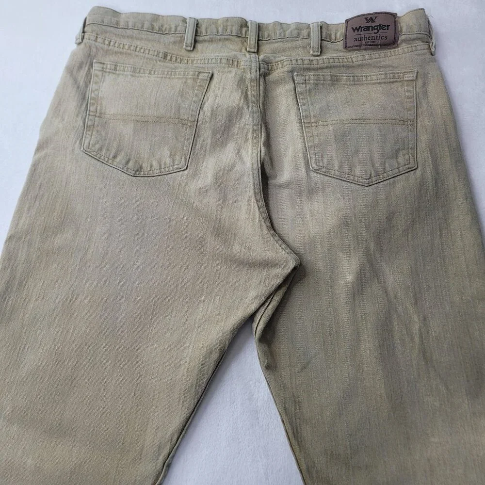 Wrangler Authentics Men's Beige Regular Fit Jeans Size 38x32